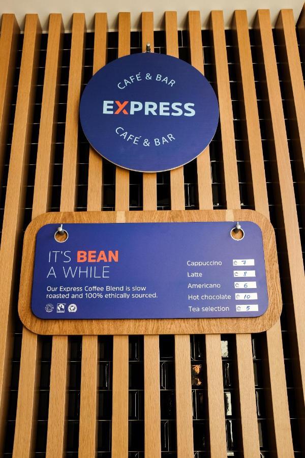 Holiday Inn Express Tbilisi Avlabari By Ihg Εξωτερικό φωτογραφία