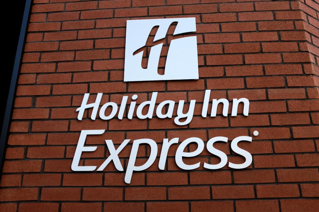 Holiday Inn Express Tbilisi Avlabari By Ihg Εξωτερικό φωτογραφία