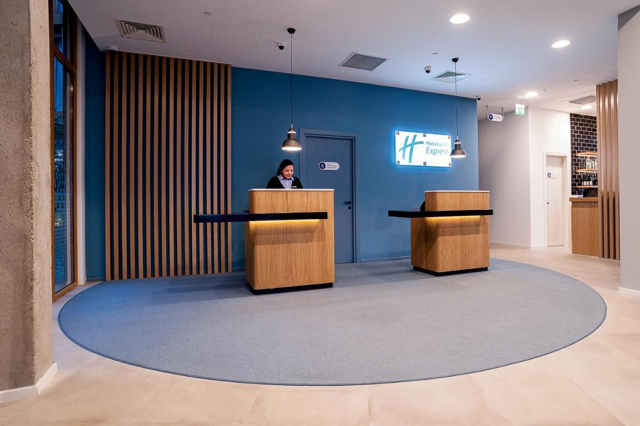 Holiday Inn Express Tbilisi Avlabari By Ihg Εξωτερικό φωτογραφία