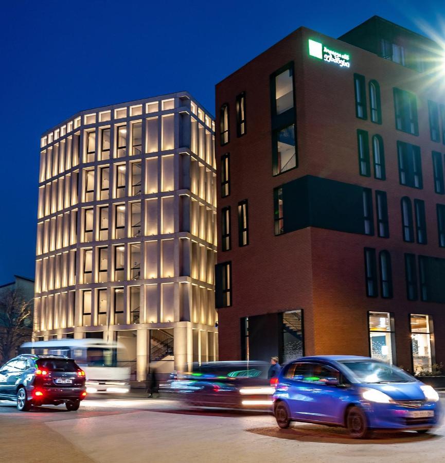 Holiday Inn Express Tbilisi Avlabari By Ihg Εξωτερικό φωτογραφία