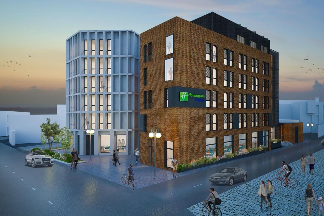 Holiday Inn Express Tbilisi Avlabari By Ihg Εξωτερικό φωτογραφία