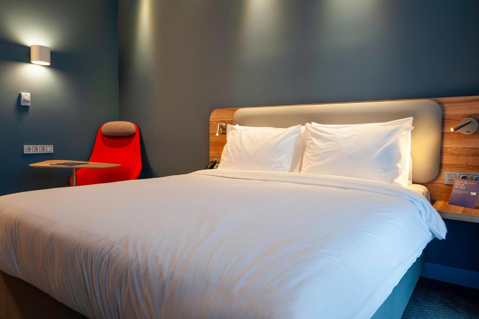 Holiday Inn Express Tbilisi Avlabari By Ihg Εξωτερικό φωτογραφία